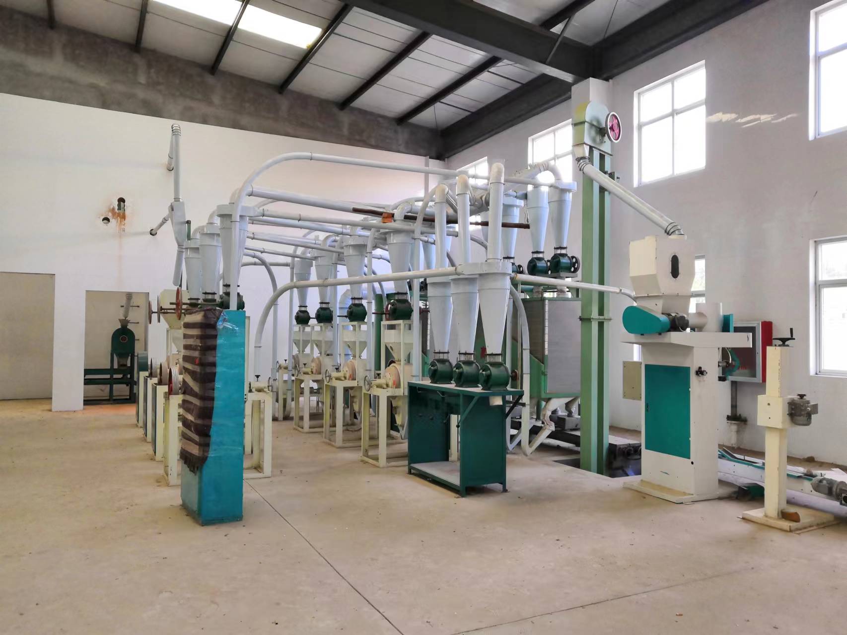 SM400×8×15T小麥石磨平篩制粉成套機組