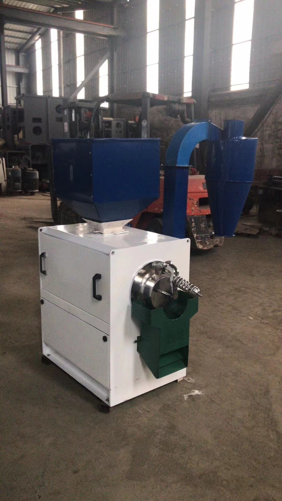 SN80：110：150：200：300玉米脫皮拋光機(jī)