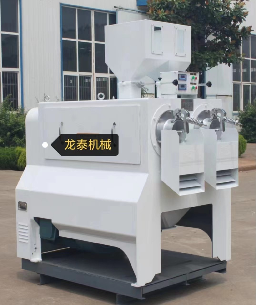 SN180.、200×2雙輥玉米脫皮拋光機(jī)