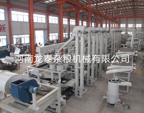 烏拉特中旗石哈河鎮(zhèn)，魯套寬 蕎麥脫皮制粉1套